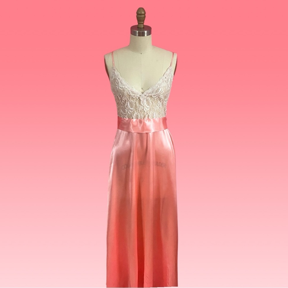 Vintage 80s/90s Victoria's Secret GOLD LABEL Peach Satin Lace Maxi Slip Dress S